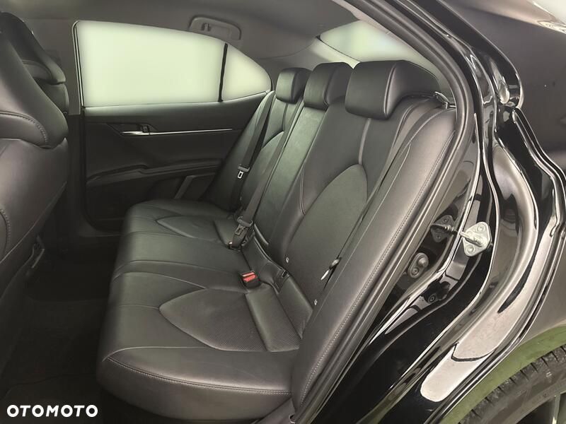 Toyota Camry 2.5 Hybrid Executive CVT - 20