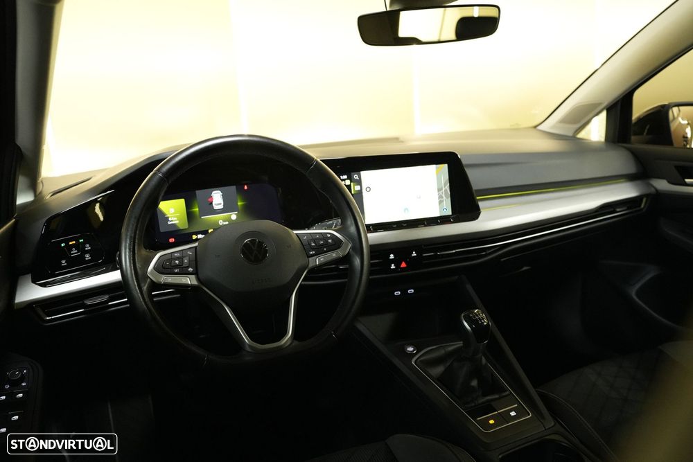 VW Golf Variant 2.0 TDi - 23