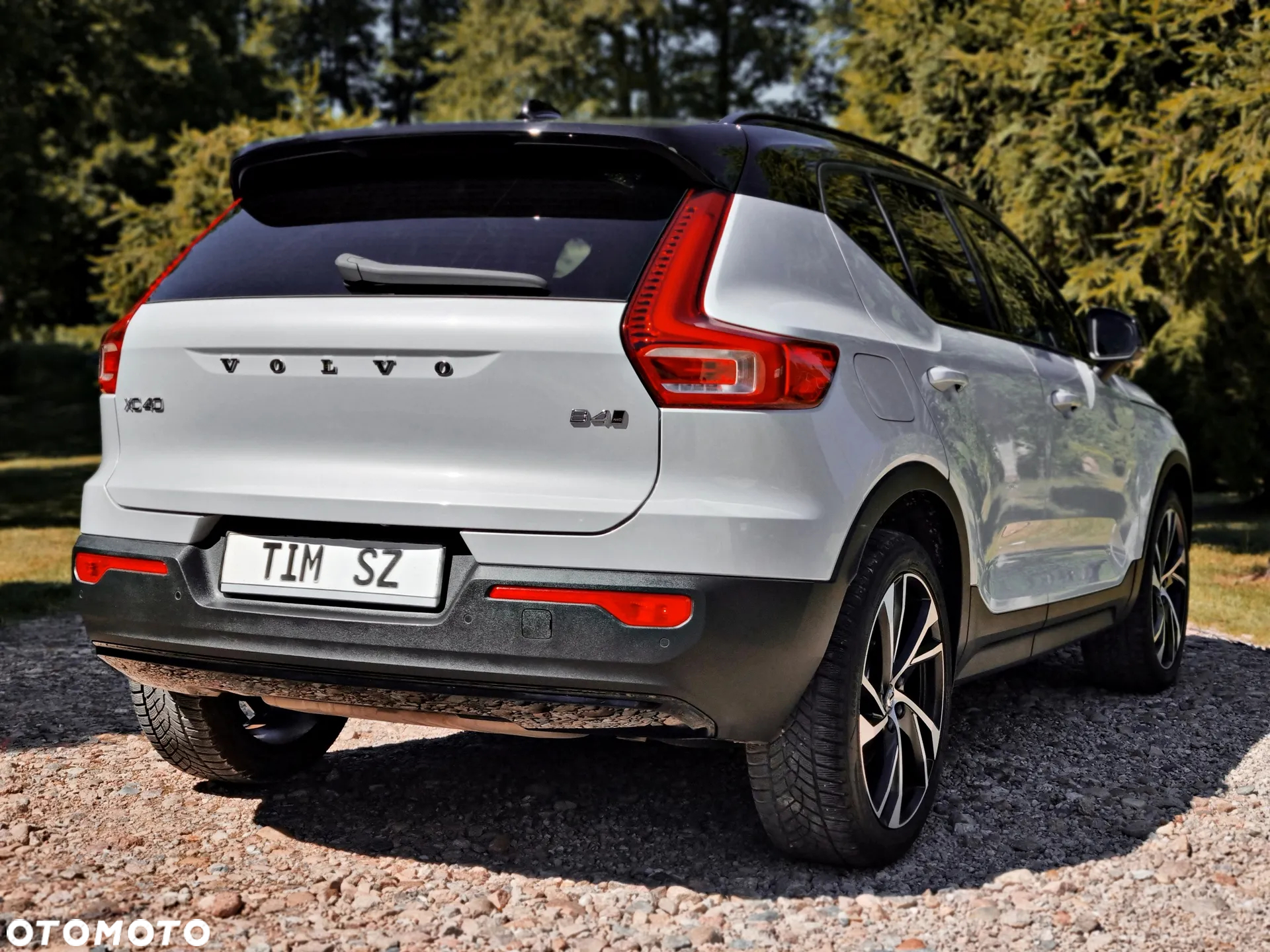 Volvo XC 40 B4 B AWD Geartronic RDesign - 3