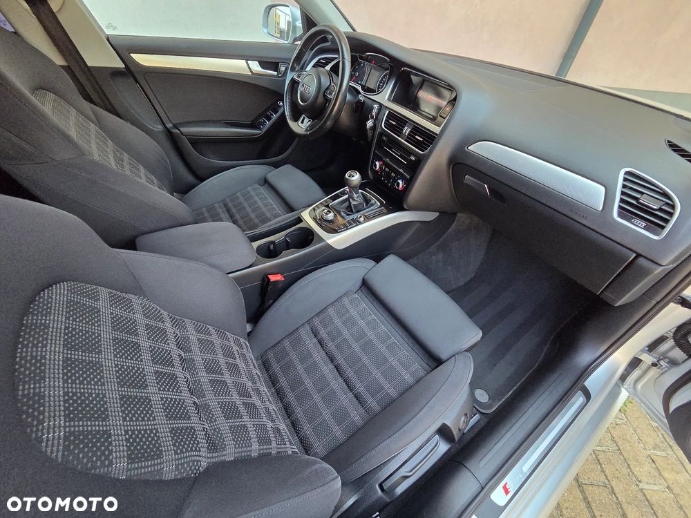 Audi A4 Avant 2.0 TDI e DPF S line Sportpaket - 27