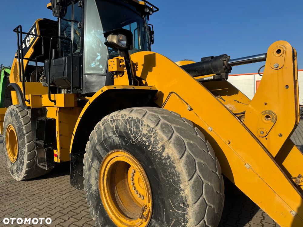 Caterpillar 950M - 2