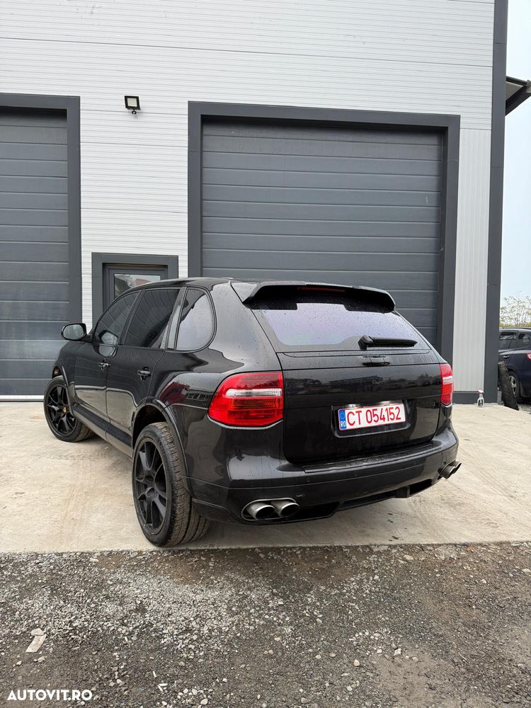 Porsche Cayenne Turbo Tip - 4