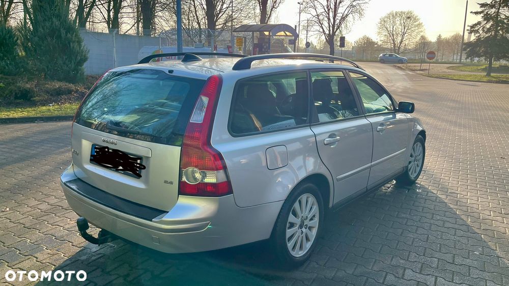 Volvo V50 2.4i - 6