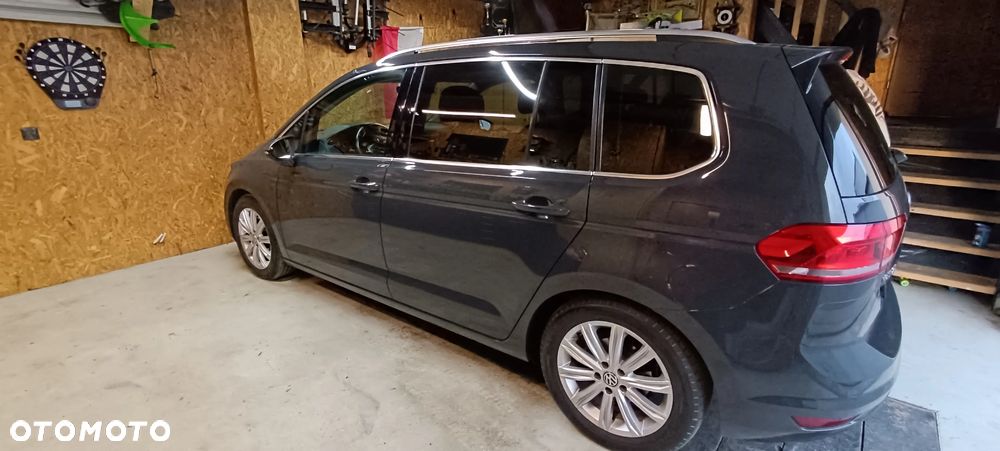 Volkswagen Touran - 7