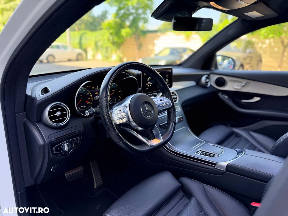Mercedes-Benz GLC Coupe 400 d 4Matic 9G-TRONIC AMG Line - 3