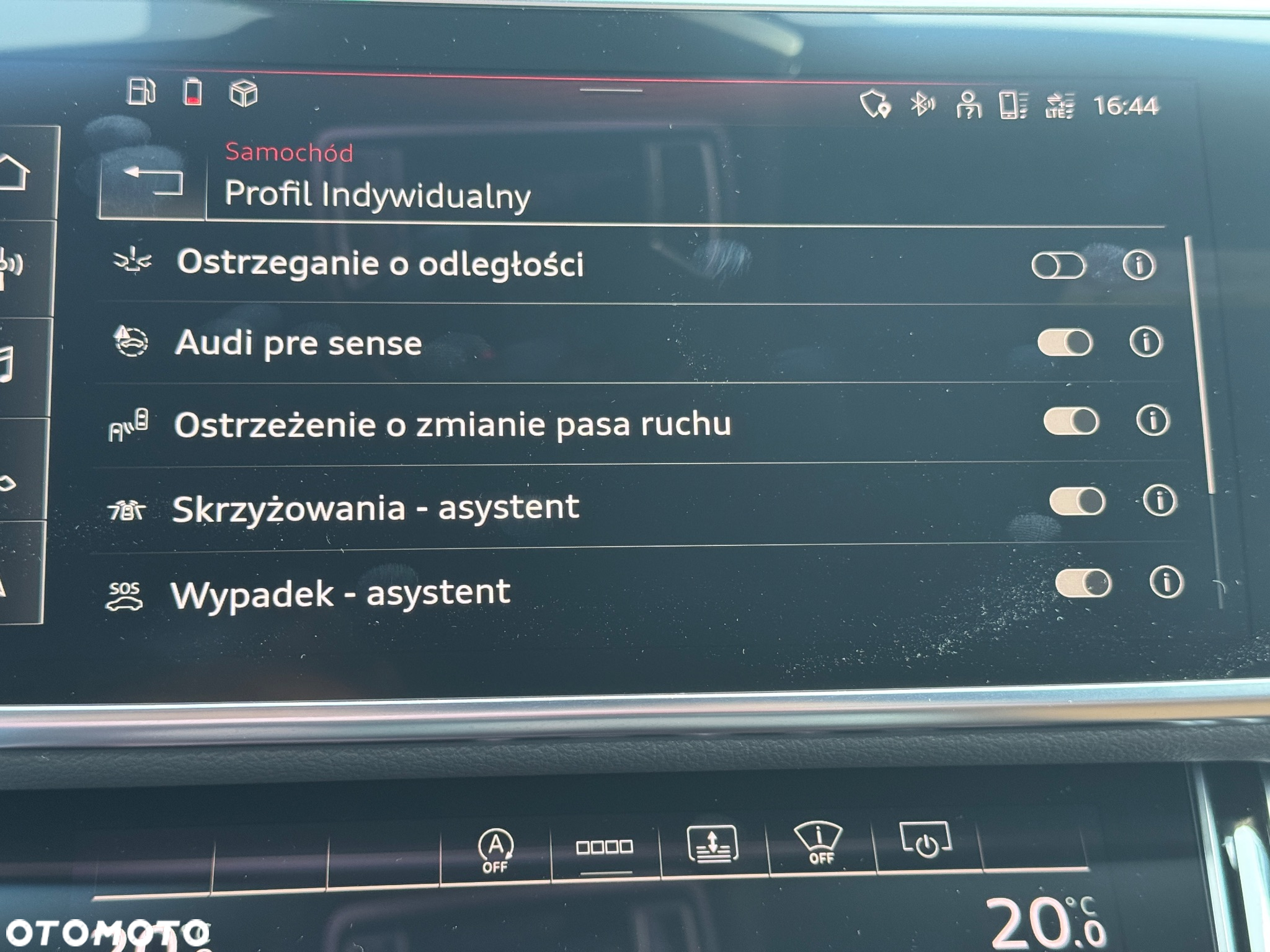Audi S8 - 36