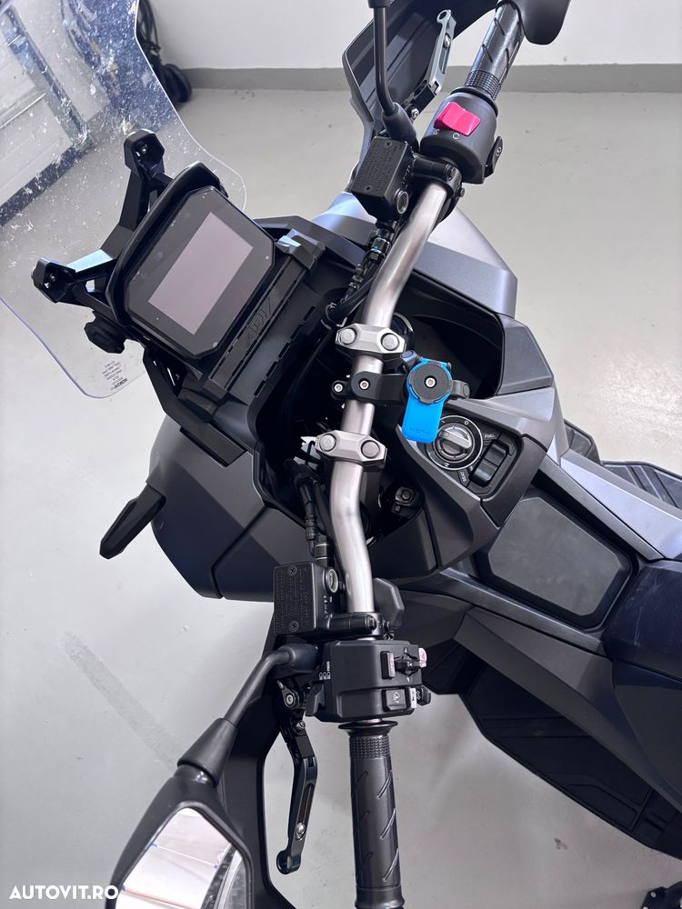 Honda ADV 350 - 4