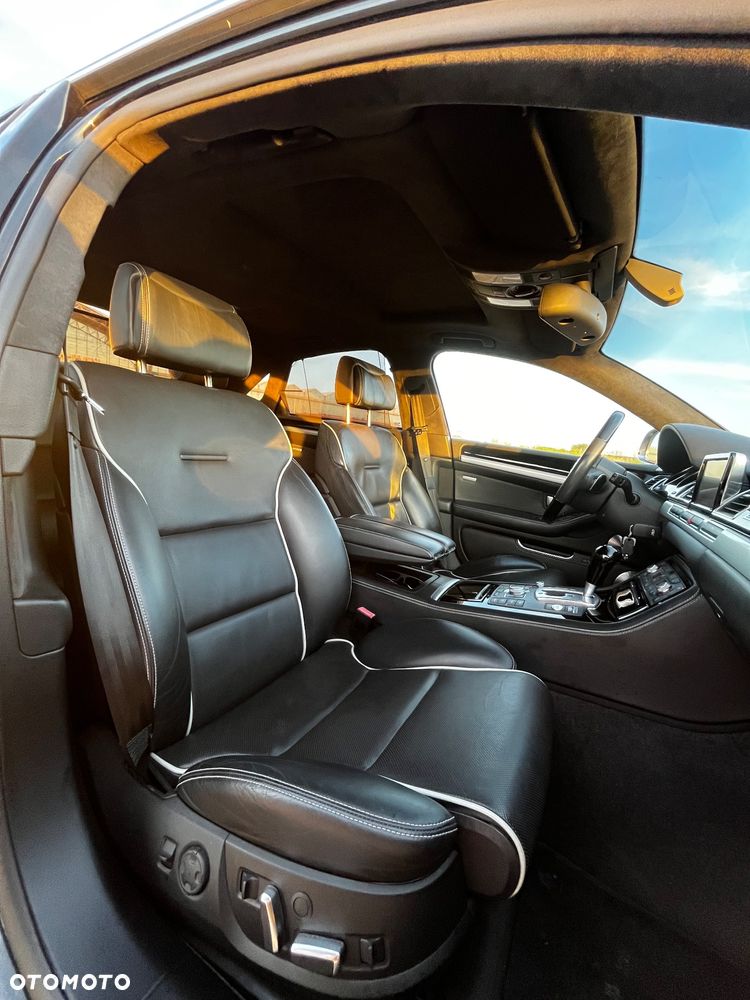 Audi S8 - 27