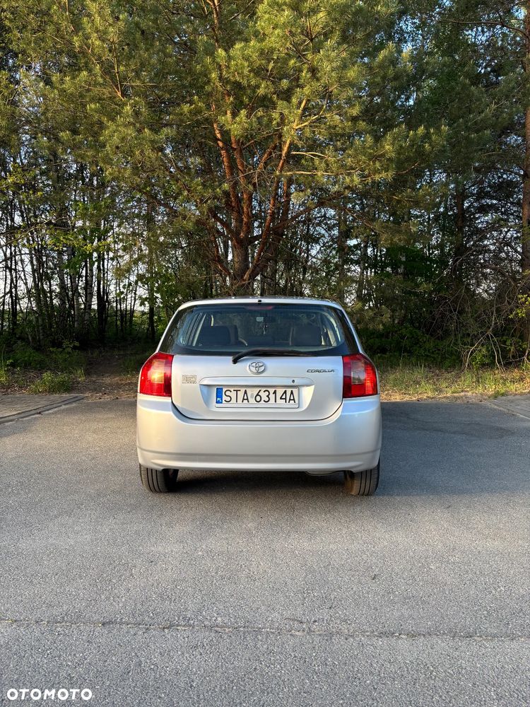 Toyota Corolla 2.0 D-4D Luna - 4