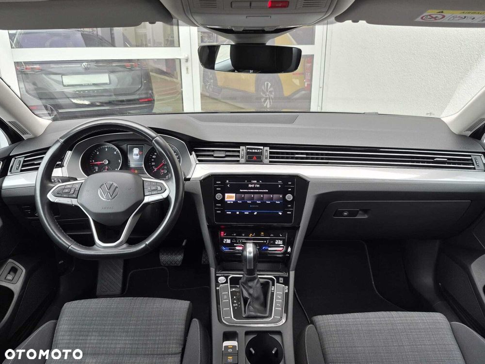 Volkswagen Passat - 7