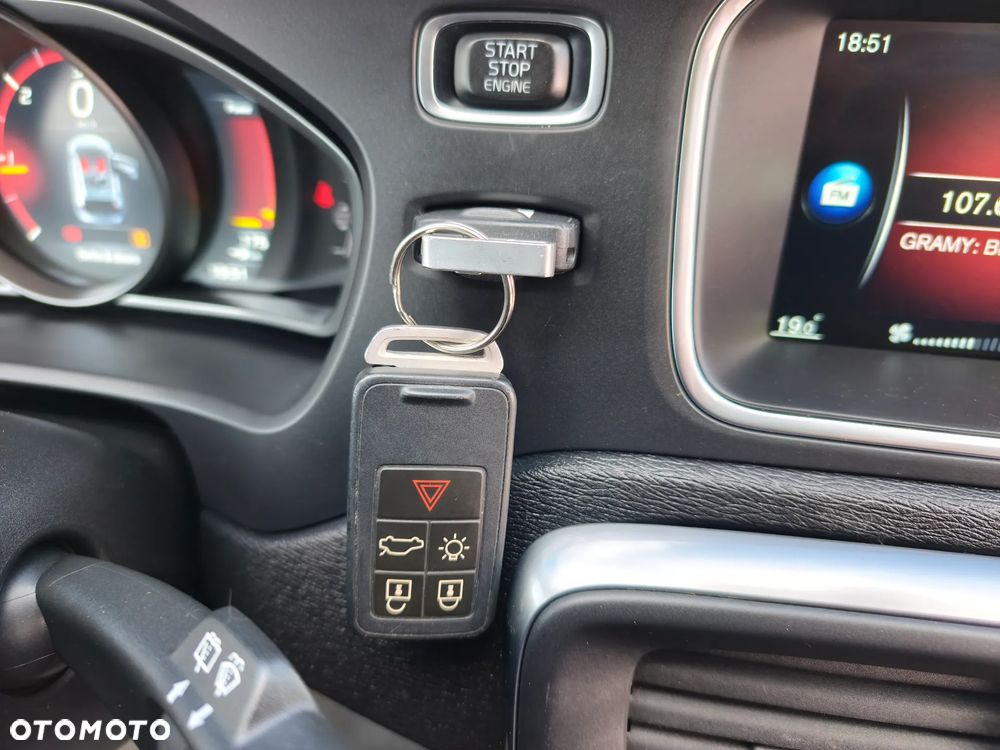 Volvo V40 Cross Country D2 - 33