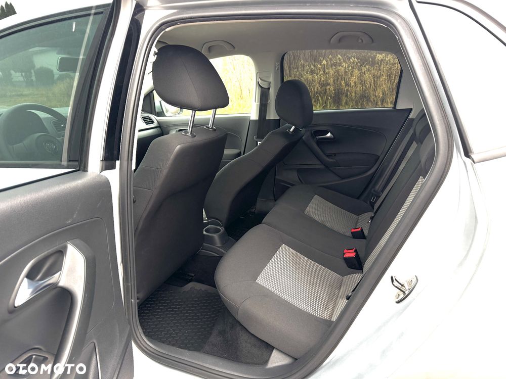 Volkswagen Polo - 13