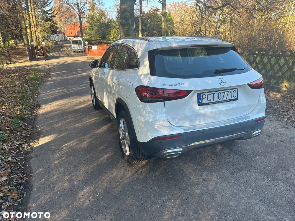 Mercedes-Benz GLA 200 Style - 6