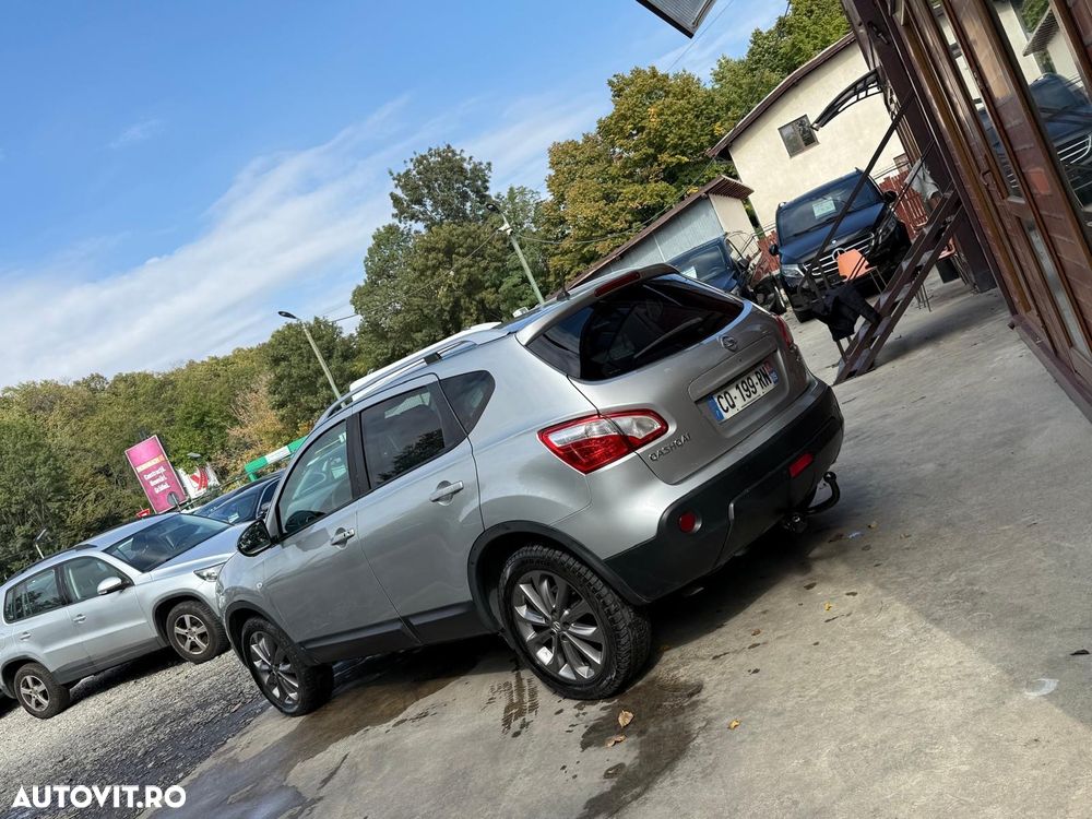 Nissan Qashqai 1.6 dCi DPF 4x4 tekna - 3