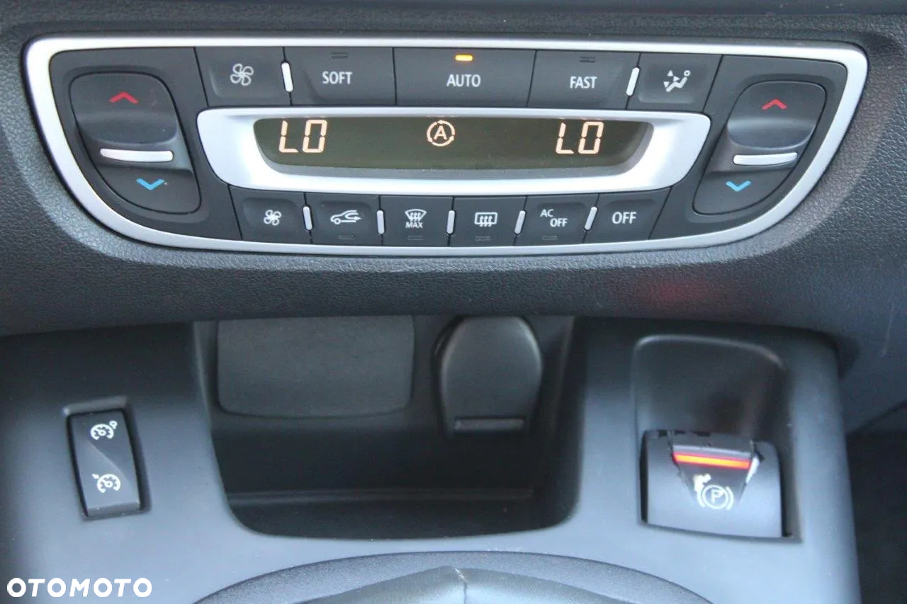 Renault Grand Scenic Gr 1.6 16V TomTom Edition - 21