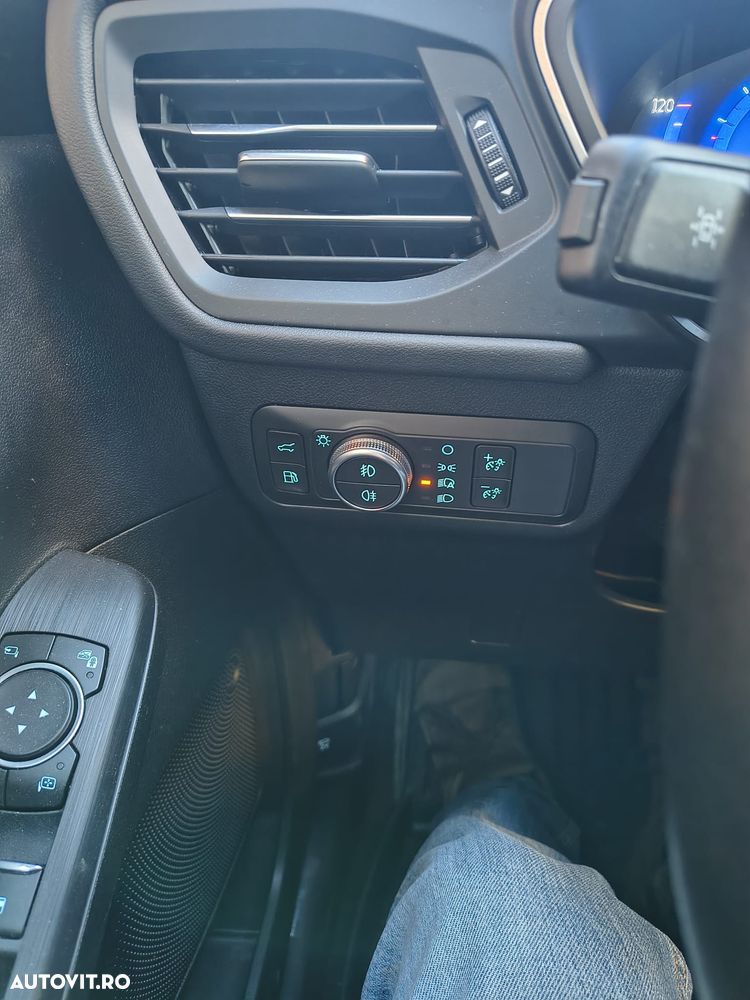 Ford Kuga 2.5 Duratec PHEV Vignale - 3