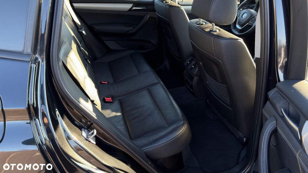 BMW X3 xDrive20d - 32