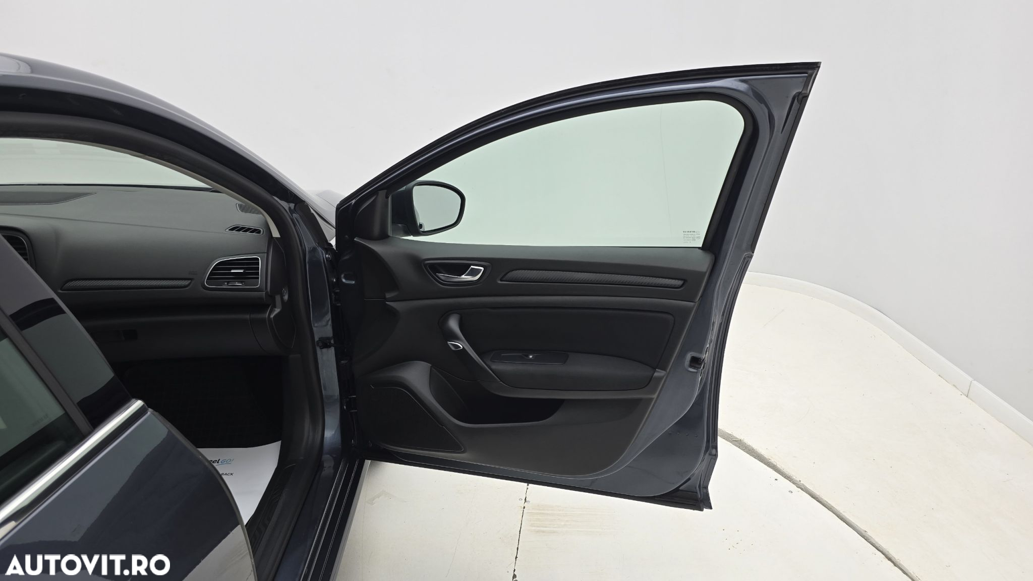 Renault Megane ENERGY dCi EDC Zen - 18