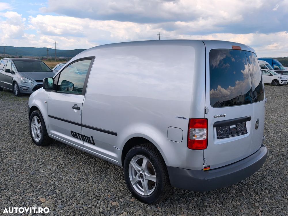Volkswagen Caddy - 9