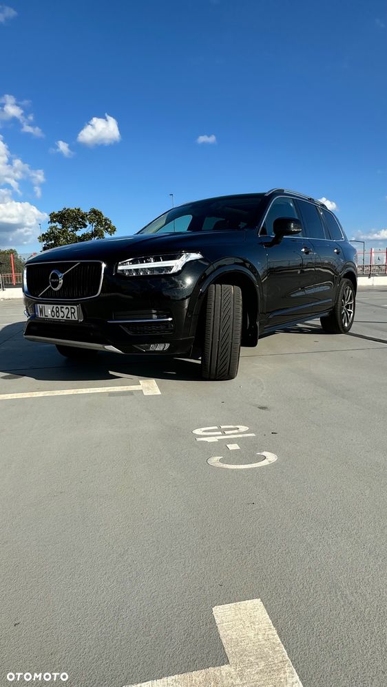 Volvo XC 90 D5 AWD Momentum - 4