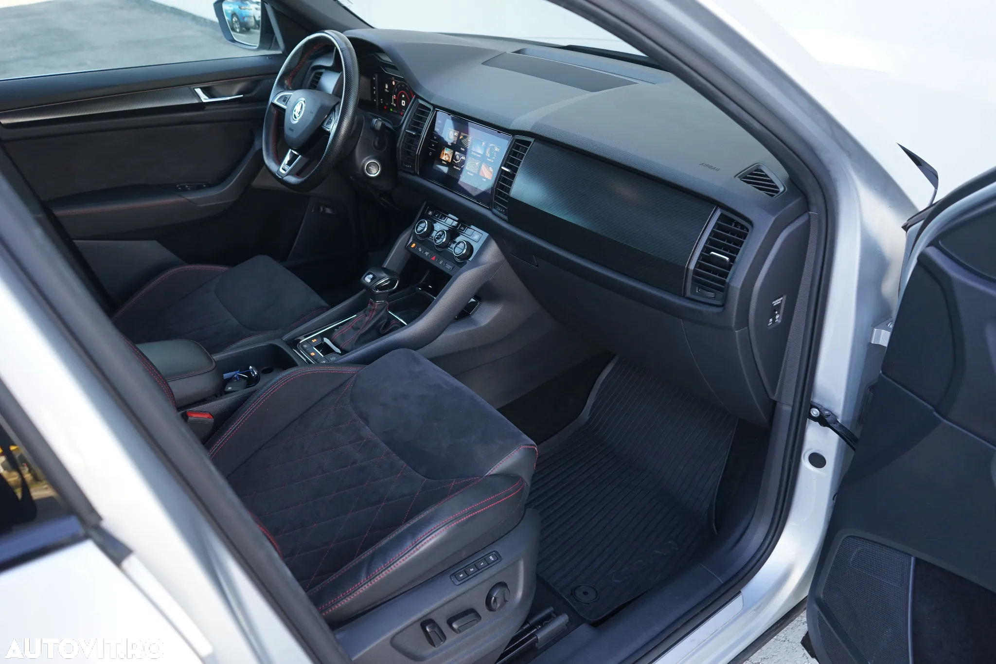 Skoda Kodiaq 2.0 TDI 4X4 DSG RS - 8