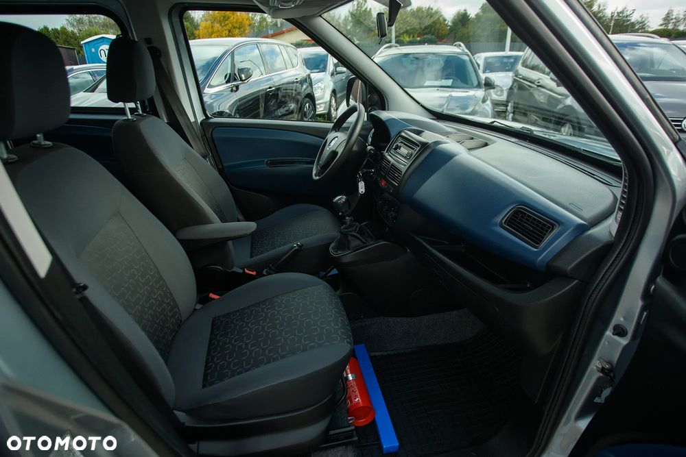 Fiat Doblo 1.4 16V Start&Stopp Dynamic Family - 32
