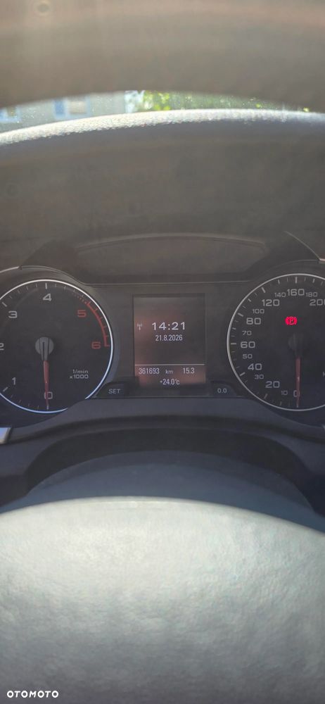 Audi A4 Avant 2.0 TDI - 7