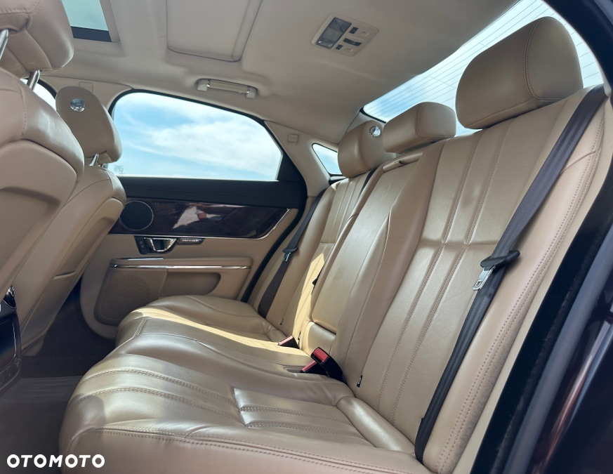 Jaguar XJ 3.0 D V6 Portfolio - 20