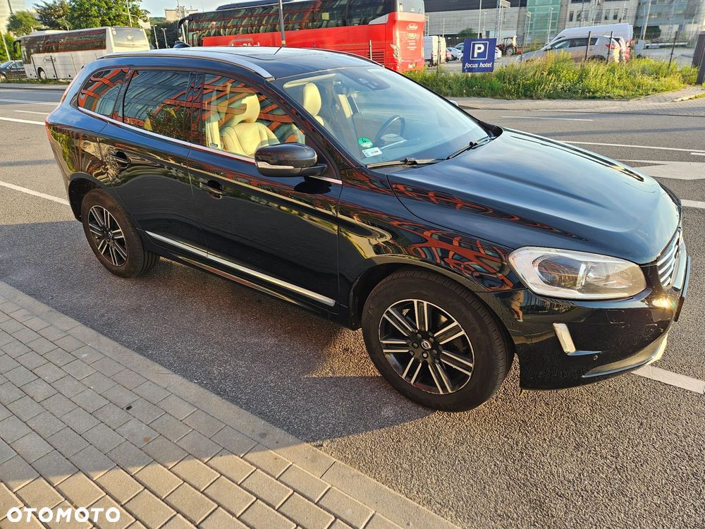 Volvo XC 60 D4 AWD Summum - 1