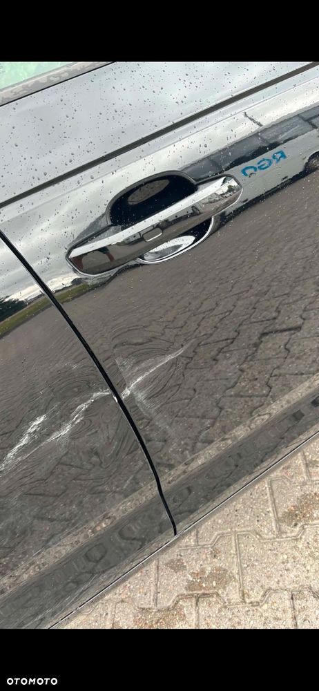 Audi A4 Avant 2.0 TDI ultra S tronic design - 17