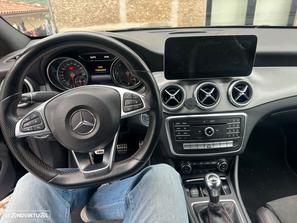 Mercedes-Benz CLA 200 (CDI) d AMG Line - 14