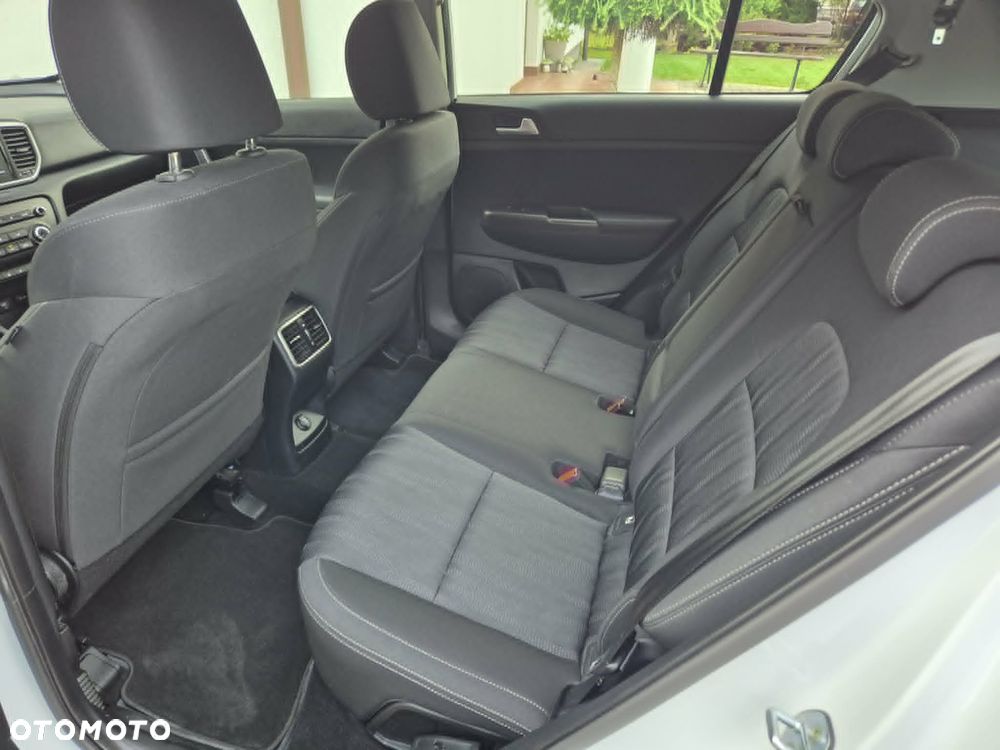 Peugeot 5008 2.0 BlueHDi Allure S&S EAT8 - 21