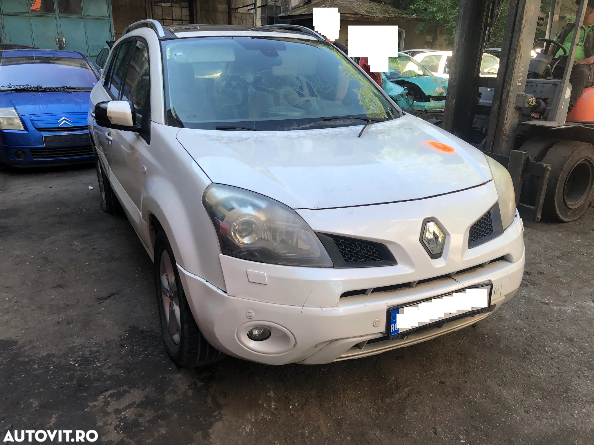 Dezmembrez Renault Koleos alb 2006 2.0 diesel - 4