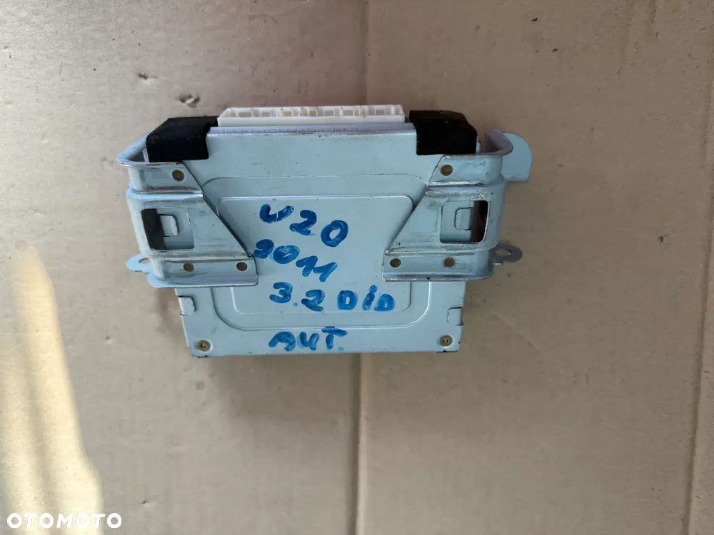 Moduł / sterownik AST/ASC Mitsubishi Pajero V20 3.2 DID 11' automat (oryginalny) - 1