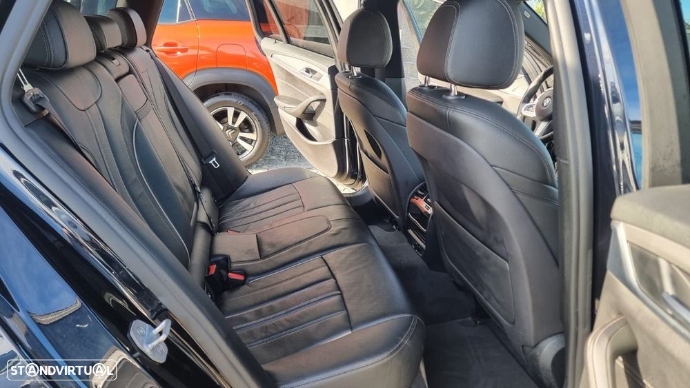 BMW 530 d Pack M Auto - 23