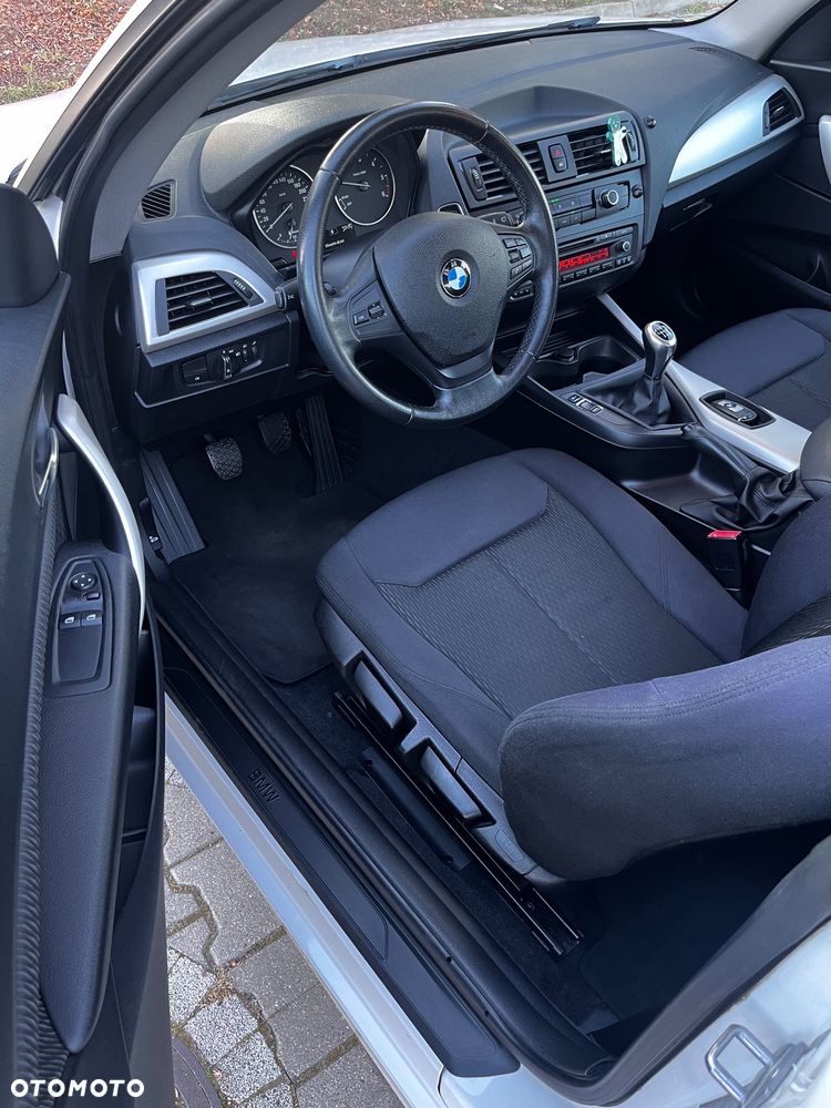 BMW Seria 1 114d - 10