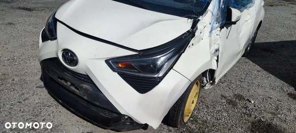 Toyota Aygo 1.0 b-gaz 2019r cały na cześci kolor 086