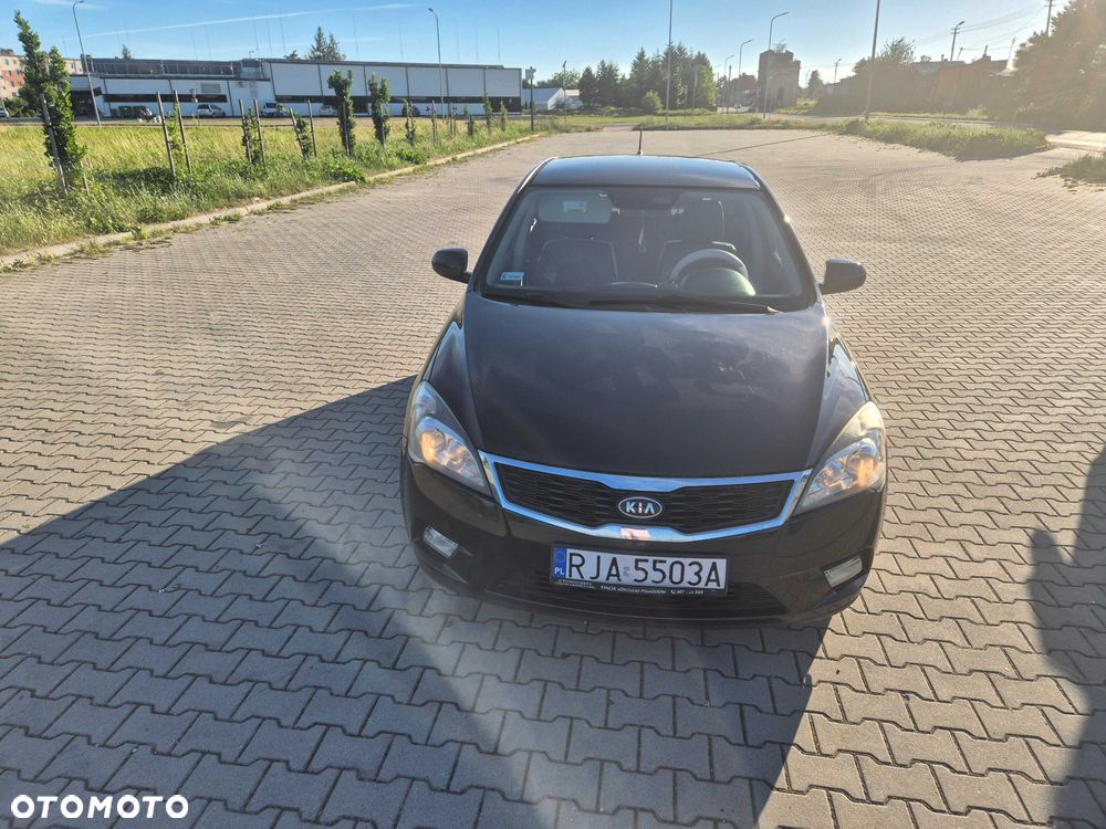 Kia Ceed - 2