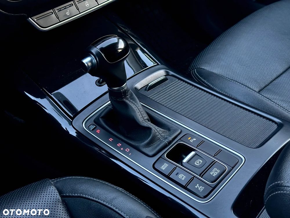Kia Sorento - 16