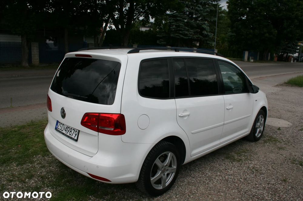 Volkswagen Touran 1.4 TSI MATCH - 6