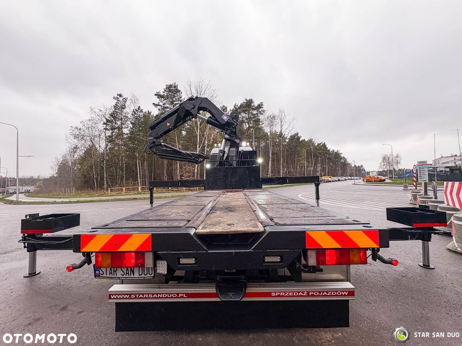 Iveco STRALIS AS320S50Y 8x2 HMF 8520-0K6 FLY JIB HDS Żuraw Wciągarka - 24