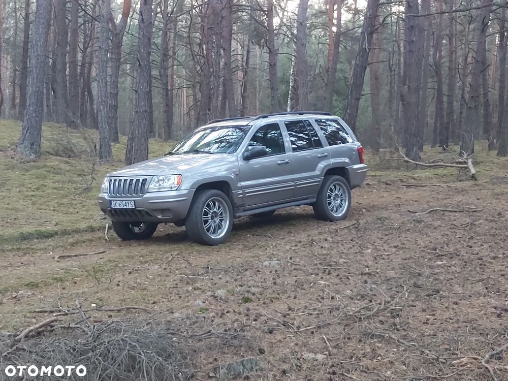 Jeep Grand Cherokee - 1