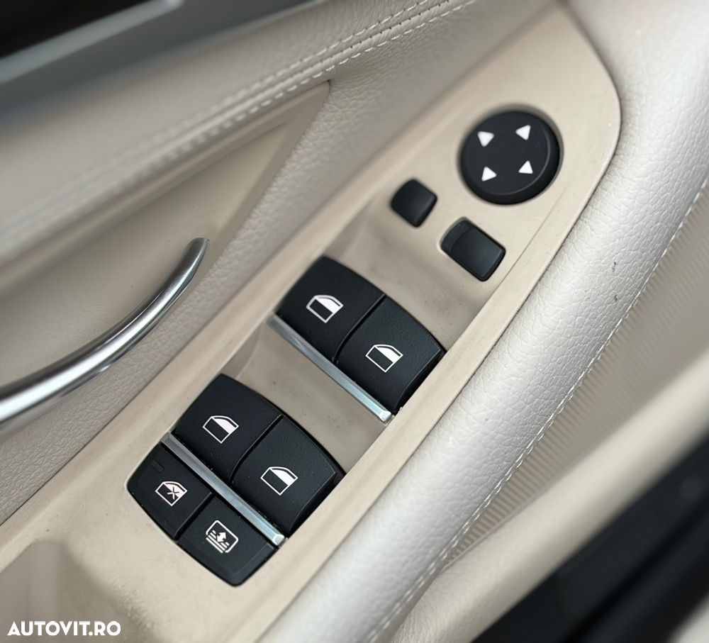 BMW Seria 5 520d Aut. Luxury Line - 20