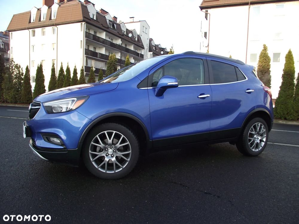Buick Encore - 2