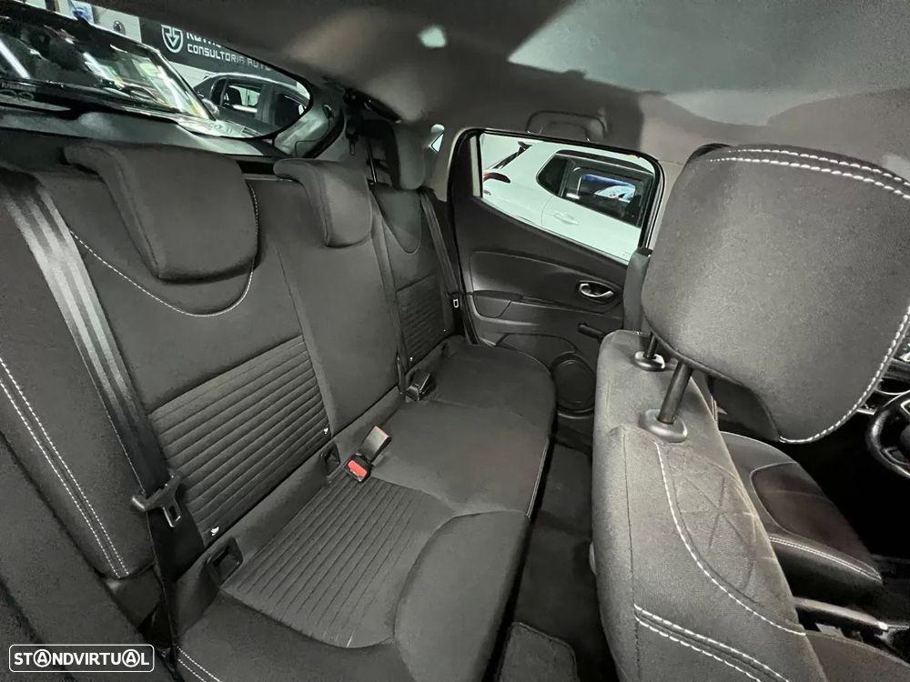 Renault Clio TCe 90 Limited - 12