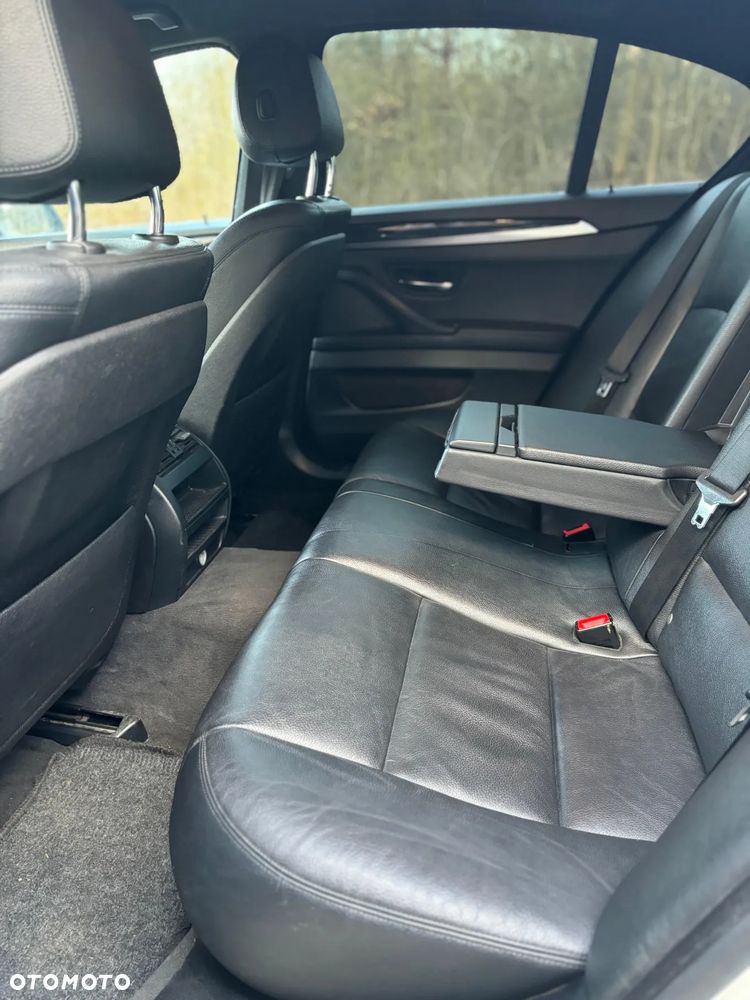 BMW Seria 5 518d - 10