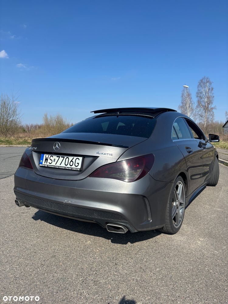 Mercedes-Benz CLA 250 4Matic 7G-DCT AMG Line - 3