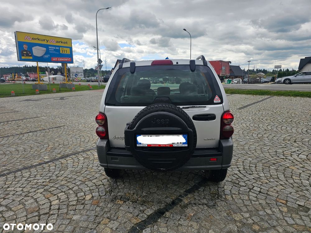 Jeep Cherokee 2.8 CRD Sport - 6