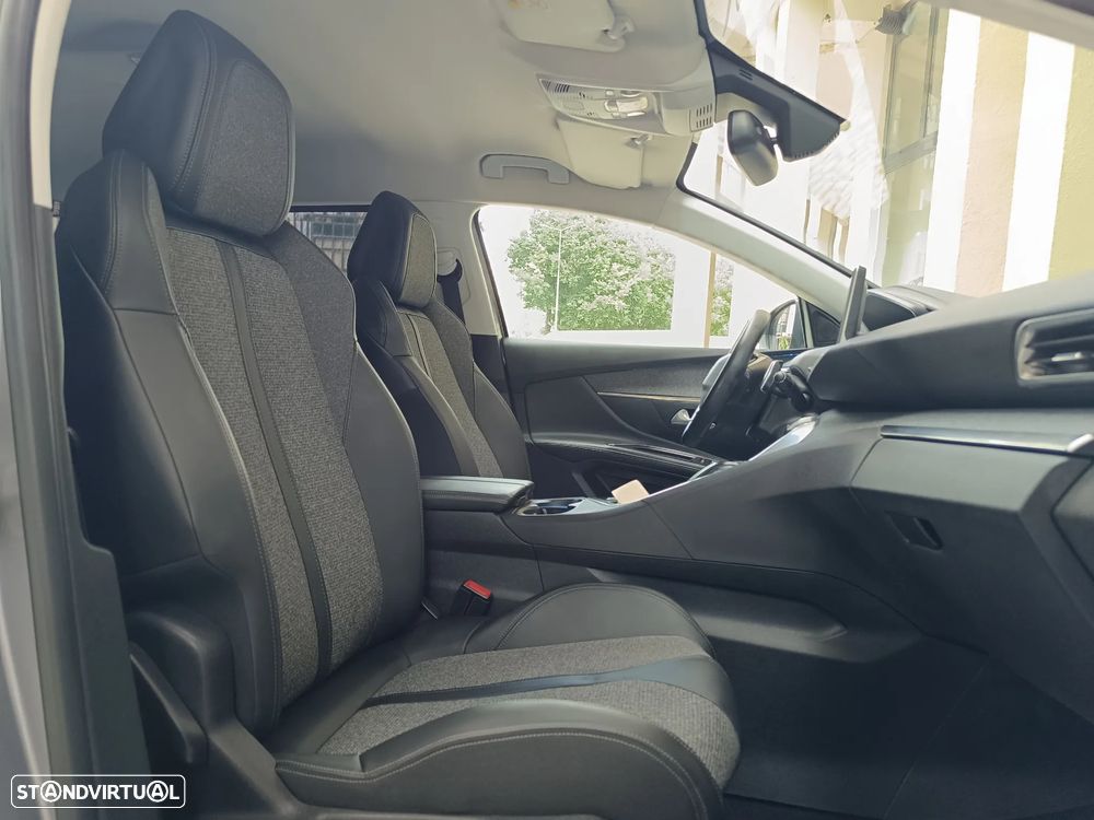 Peugeot 5008 PureTech 130 EAT8 Stop & Start Allure - 19