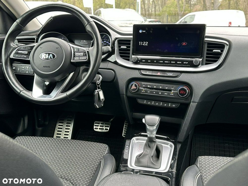 Kia Ceed 1.4 T-GDI L Business Line DCT - 23